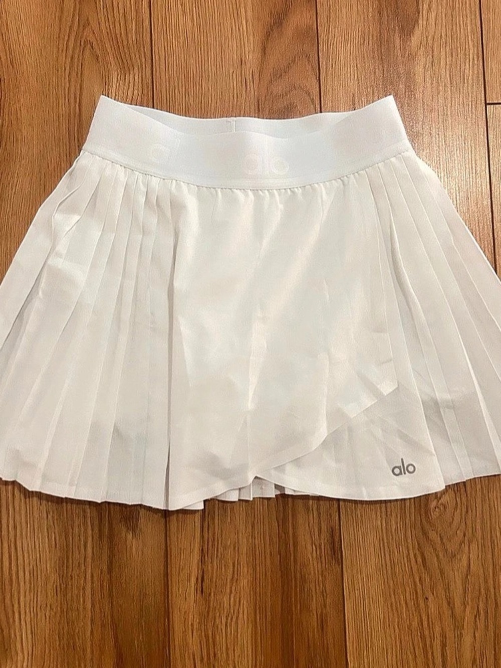 Alo Aces White Pleated Athletic Skort